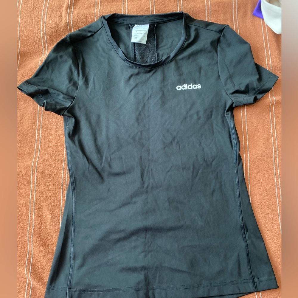 Adidas xs top